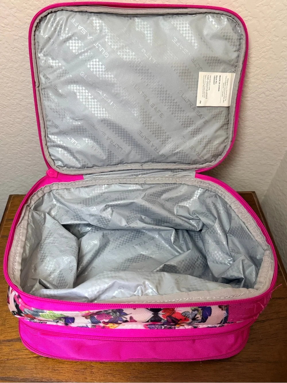 Girls' Lunchbox Duo Rainbow Puppy Zippered lunchbox & Butterfly Lunchbox